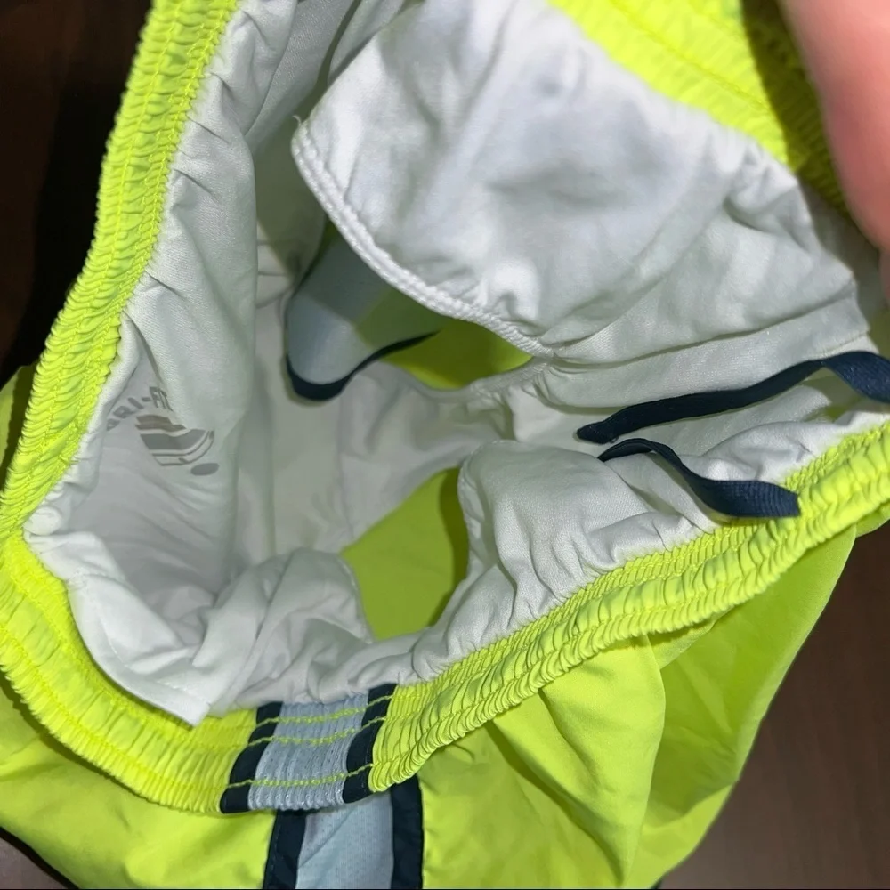 20 Girls Nike Dri Fit Running shorts